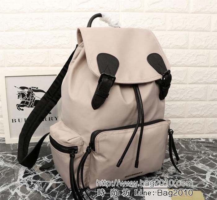 BURBERRY巴寶莉 The Rucksack 男士中號軍旅背包 防雨功能 4791  Bhq1299